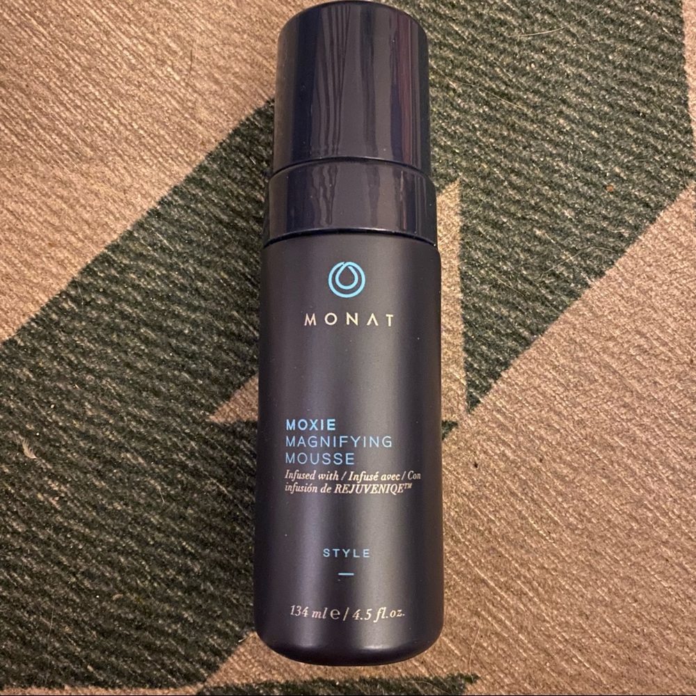 Monat Moxie Magnifying Mousse